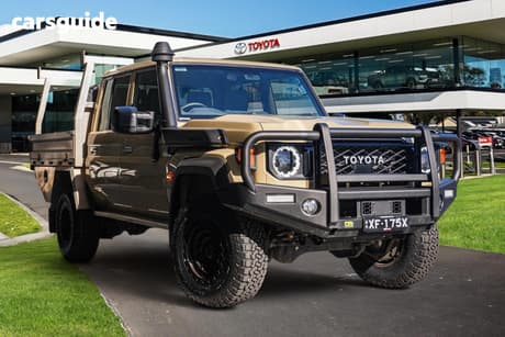 Gold 2025 Toyota Landcruiser 70 Series Double Cab Chassis Lc79 Gxl + Diff Locks