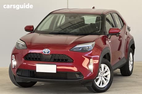 Red 2023 Toyota Yaris Cross Wagon Gx Hybrid (Awd)