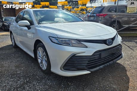 White 2021 Toyota Camry Sedan Ascent