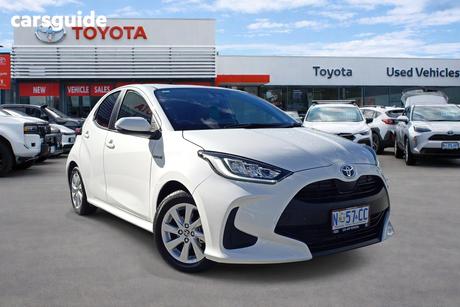 White 2022 Toyota Yaris Hatchback Sx Hybrid