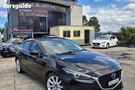 Black 2017 Mazda 3 Sedan Sp25 Gt