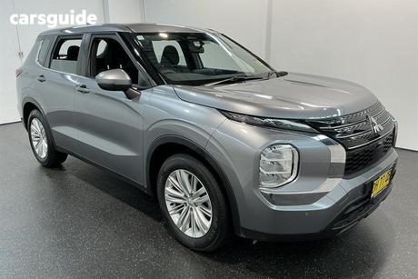 Silver 2022 Mitsubishi Outlander Wagon Es 5 Seat (2Wd)