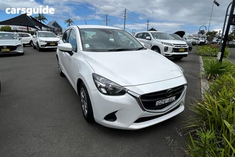 White 2017 Mazda 2 Hatchback Neo