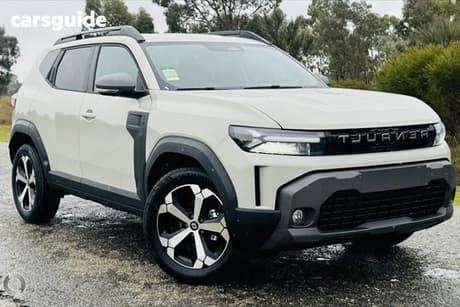Beige 2025 Renault Duster Wagon Techno (4X2)