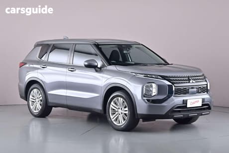 Grey 2023 Mitsubishi Outlander Wagon Es 5 Seat (2Wd)