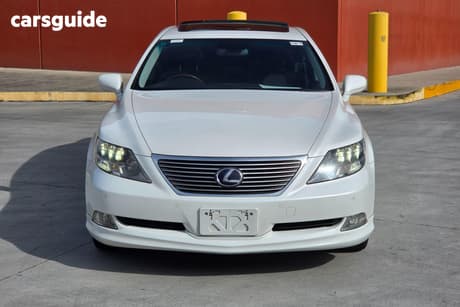 White 2007 Lexus LS Sedan HYBRID F-SPORT UVF45R
