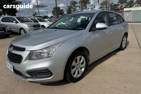 White 2014 Mitsubishi Mirage Hatchback Es