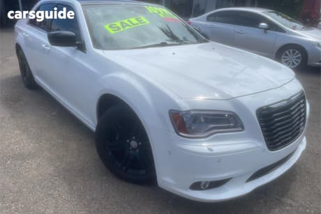 White 2013 Chrysler 300 Sedan C
