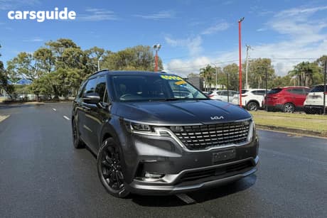 Grey 2022 Kia Carnival Wagon Platinum
