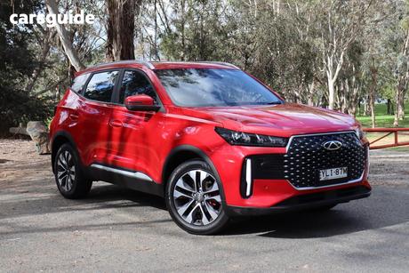 Red 2025 Chery Tiggo 4 Wagon Ultimate