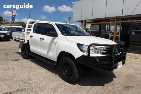 White 2018 Toyota Hilux Dual Cab Chassis Sr (4X4)