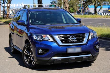 Blue 2018 Nissan Pathfinder SUV TI