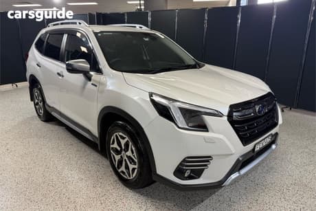 White 2023 Subaru Forester Wagon Hybrid L (Awd)
