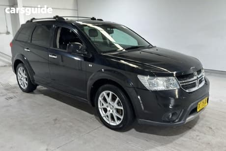 Grey 2012 Dodge Journey Wagon R/T