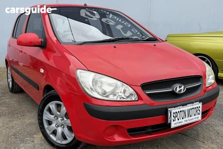 Red 2009 Hyundai Getz Hatchback S