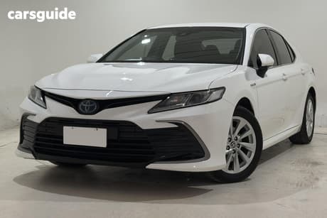 White 2022 Toyota Camry Sedan Ascent