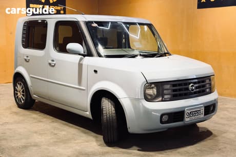 Blue 2002 Nissan Cube SUV Z11