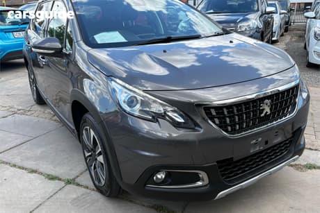 Grey 2018 Peugeot 2008 Wagon Allure
