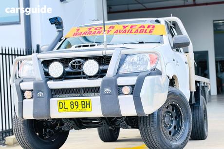 White 2008 Toyota Hilux Cab Chassis Sr (4X4)