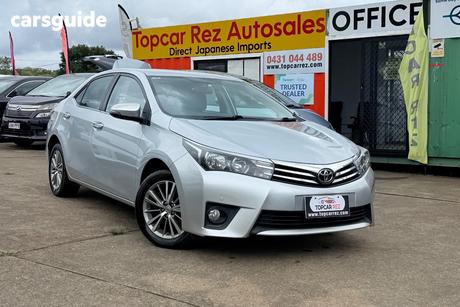 Silver 2014 Toyota Corolla Sedan Sx