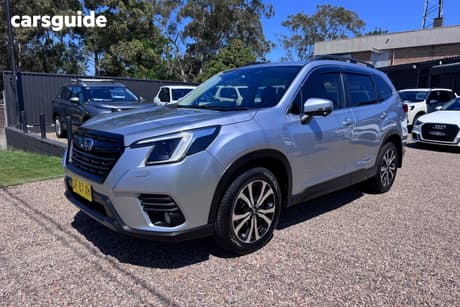 Silver 2023 Subaru Forester Wagon 2.5I Premium (Awd)