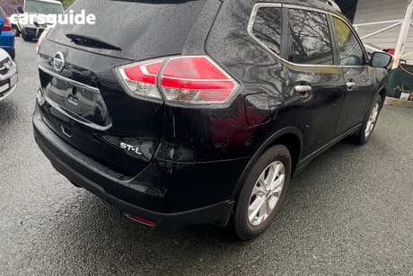 Black 2014 Nissan X-Trail Wagon St-L (Fwd)