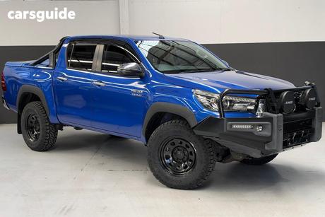 Blue 2018 Toyota Hilux Double Cab Pick Up Sr5 (4X4)