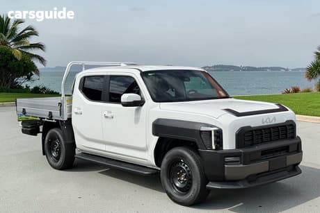 White 2025 Kia Tasman Double Cab Chassis S (4X4) Black Fender
