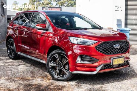 Red 2019 Ford Endura Wagon St-Line (Awd)