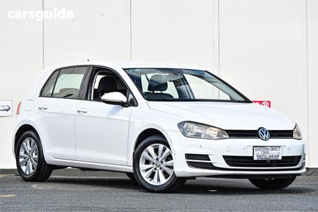 White 2015 Volkswagen Golf Hatchback 92 Tsi Comfortline