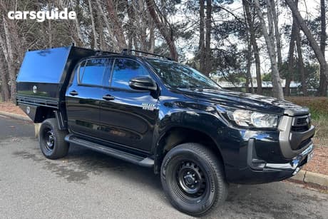 Black 2020 Toyota Hilux Double Cab Chassis Sr (4X4)