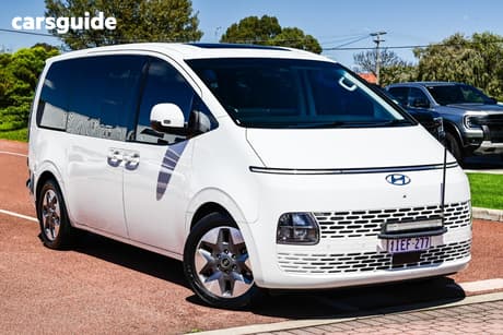 White 2023 Hyundai Staria Wagon Highlander