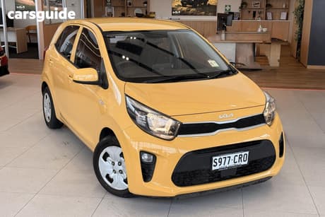 Yellow 2022 Kia Picanto Hatchback S (Pe)