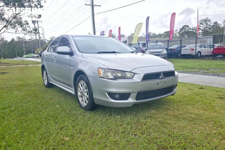 Silver 2009 Mitsubishi Lancer Sedan Vr