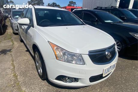 White 2014 Holden Cruze Sedan Equipe