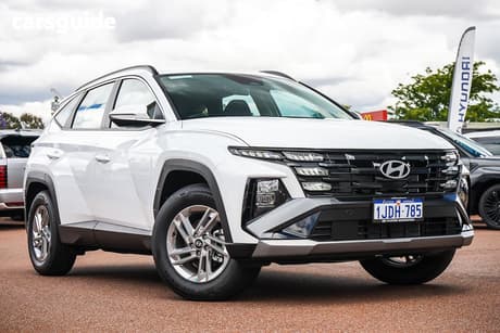 White 2026 Hyundai Tucson Wagon (Fwd)