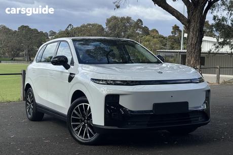 White 2026 Leapmotor B10 SUV DESIGN HYBRID EV R