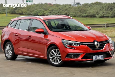 Red 2018 Renault Megane Wagon Zen