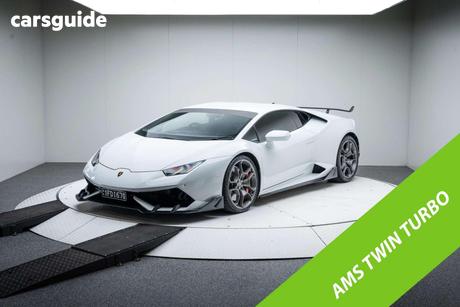 White 2015 Lamborghini Huracan Coupe Lp 610-4