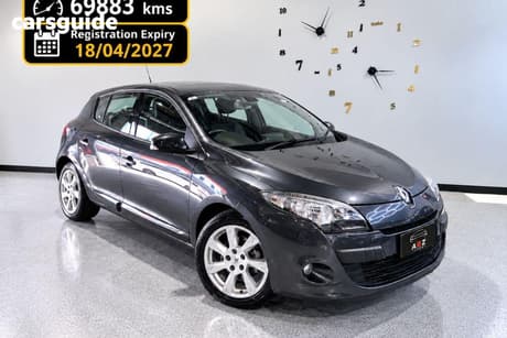 Grey 2010 Renault Megane Hatch PRIVILEGE X32