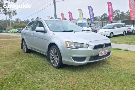 Silver 2009 Mitsubishi Lancer Sedan Es
