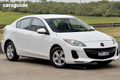 White 2013 Mazda 3 Sedan Neo