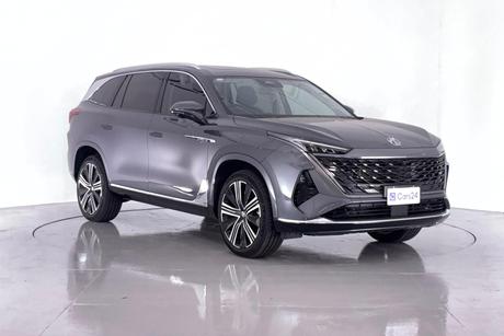Grey 2025 MG Qs Wagon Essence Awd