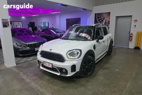 Silver 2021 Mini Countryman Wagon Cooper Classic
