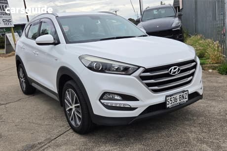 White 2017 Hyundai Tucson Wagon Active X (Fwd)
