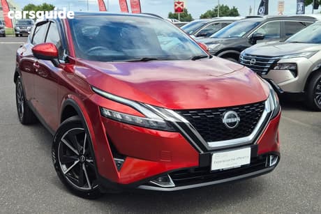 Red 2023 Nissan Qashqai Wagon Ti