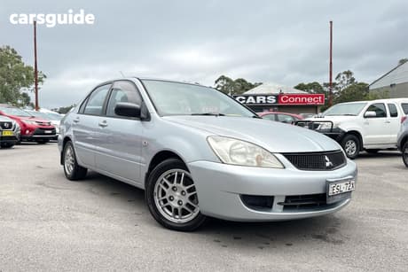 Silver 2007 Mitsubishi Lancer Sedan Es