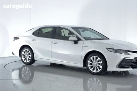 2024 Toyota Camry Ascent Hybrid