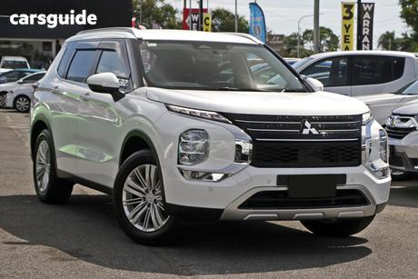 White 2024 Mitsubishi Outlander Wagon Ls 7 Seat (2Wd)