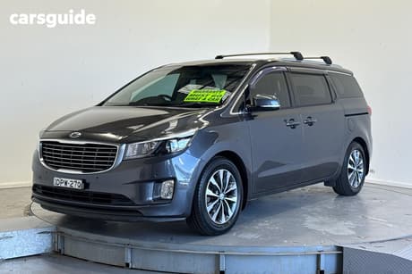 Grey 2017 Kia Carnival Wagon Sli